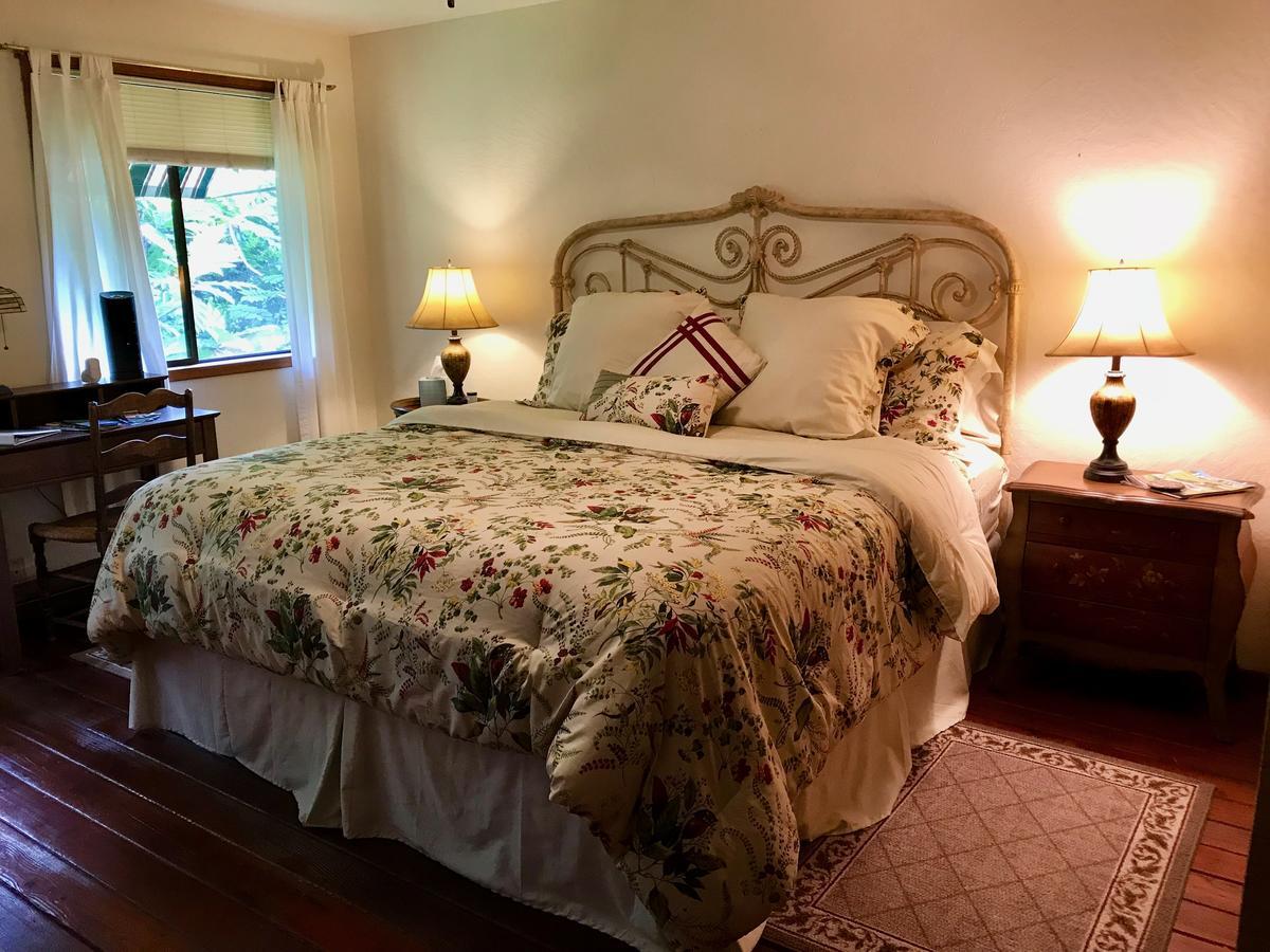 Hale Maluhia Country Inn Kailua-Kona Eksteriør billede