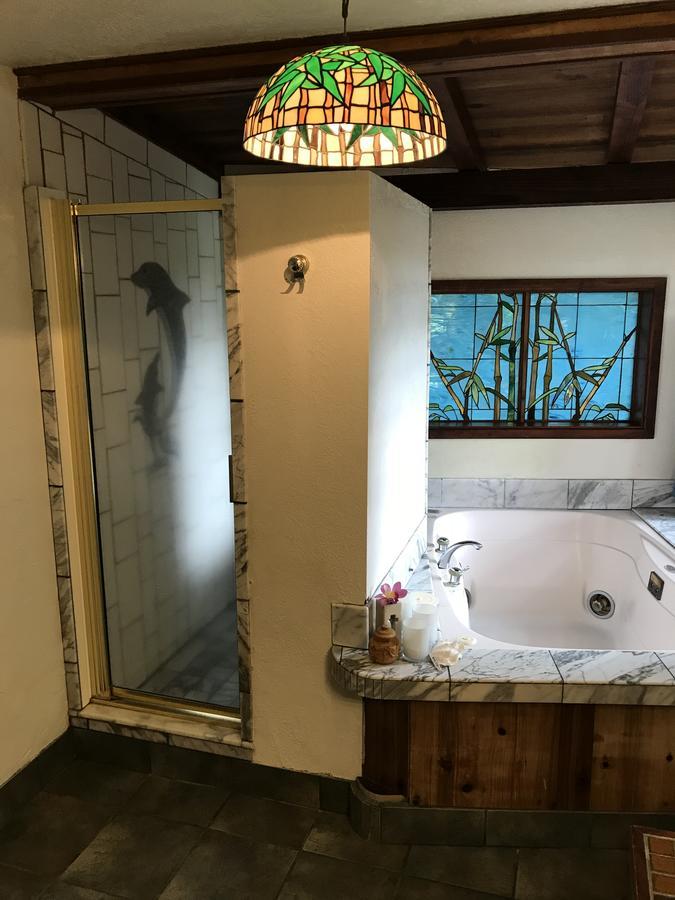 Hale Maluhia Country Inn Kailua-Kona Eksteriør billede